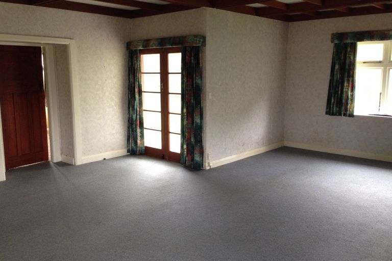 Photo of property in 435 Fitzherbert East Road, Aokautere, Palmerston North, 4471