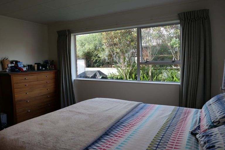 Photo of property in 17a Andrew Street, Waikanae, 5036