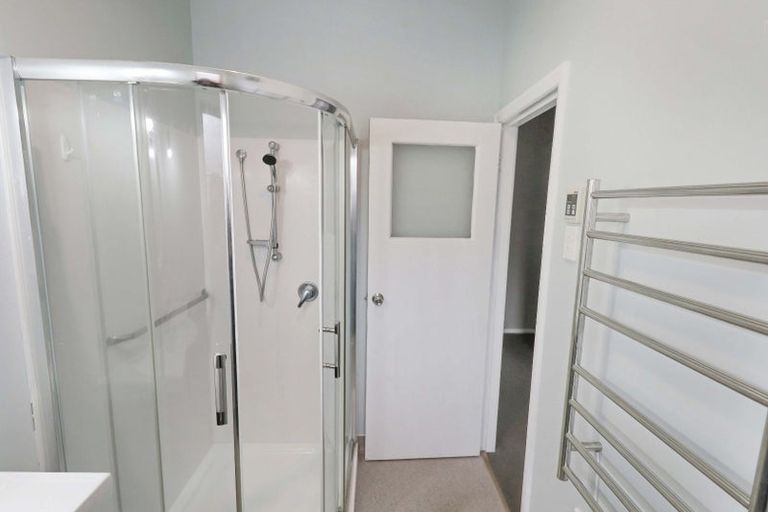 Photo of property in 28 Hall Crescent, Epuni, Lower Hutt, 5011