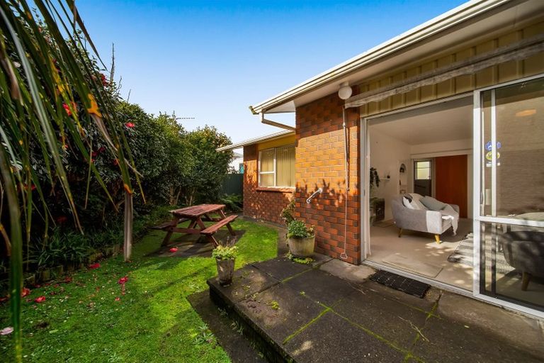 Photo of property in 3b Bideford Street, Brooklands, New Plymouth, 4310