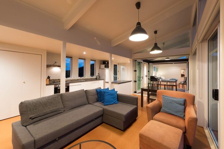 Photo of property in 190 Paroa Bay Road, Russell, 0272