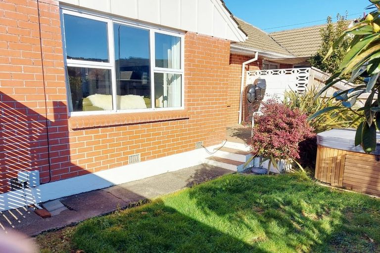 Photo of property in 1/598 Fergusson Drive, Trentham, Upper Hutt, 5018