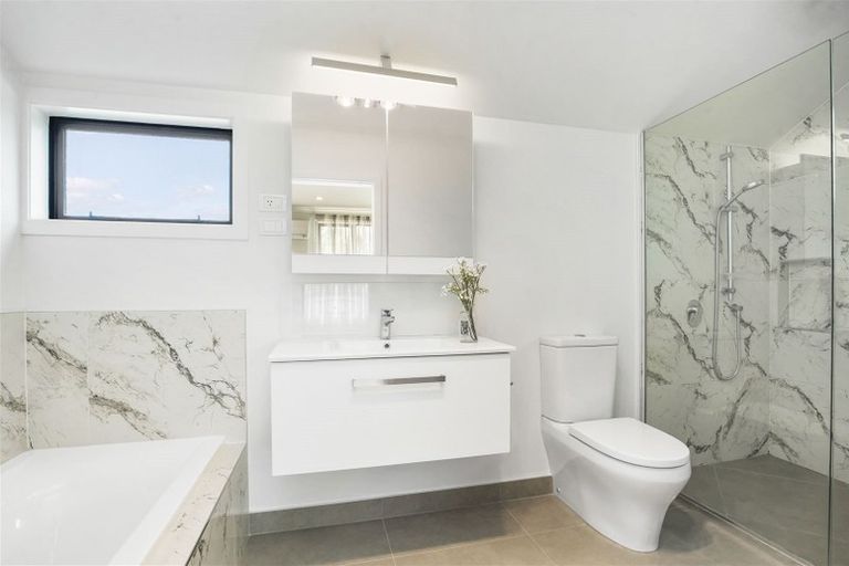 Photo of property in 18 Sheridan Street, Silverdale, Hamilton, 3216