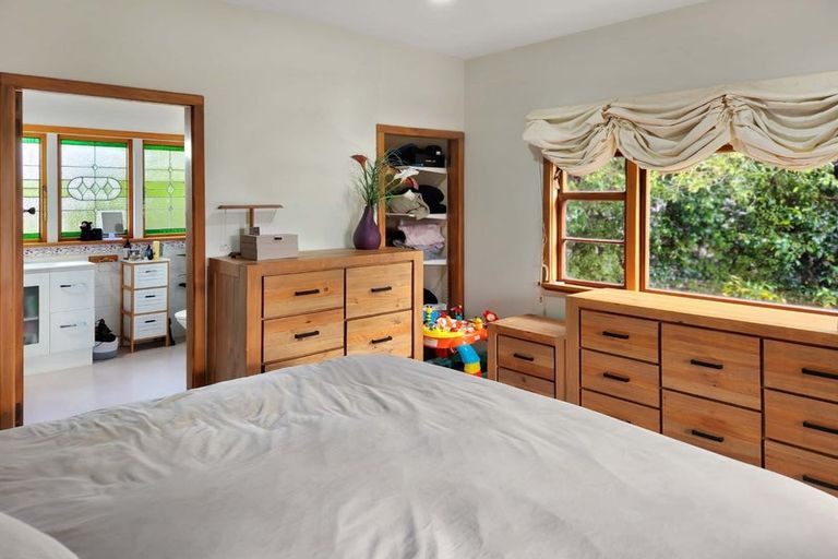 Photo of property in 27 Marina Grove, Hutt Central, Lower Hutt, 5010