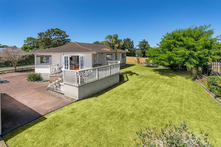 Photo of property in 91 Sunnyside Road, Sunnyvale, Auckland, 0612