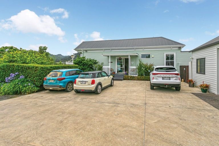 Photo of property in Cotswold Cottage B & B, 46 Maramarahi Road, Thames, 3578