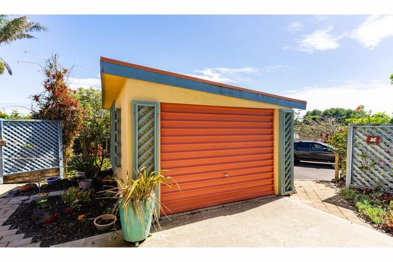 Photo of property in 13 Black Swamp Road, Mangawhai, 0975