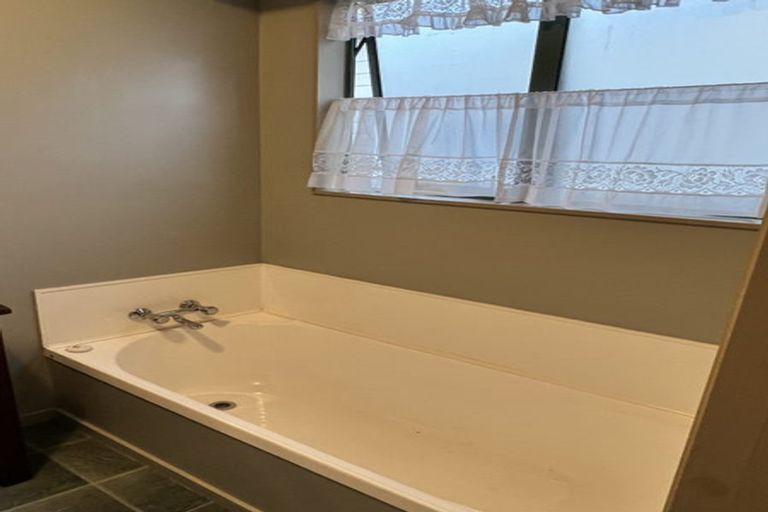 Photo of property in 4 Weka Street, Taihape, 4720