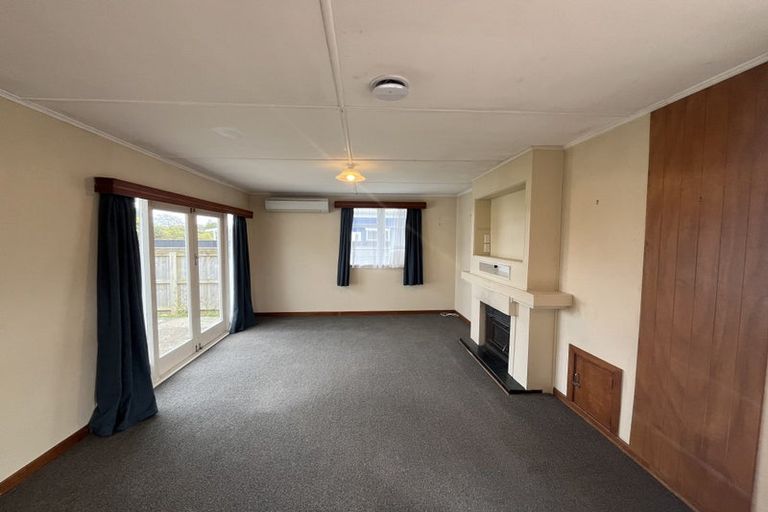 Photo of property in 25 Paterson Street, Pahiatua, 4910
