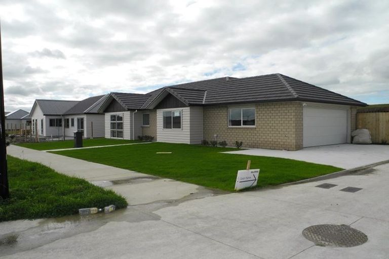 Photo of property in 35 Okawa Avenue, Papakura, 2110