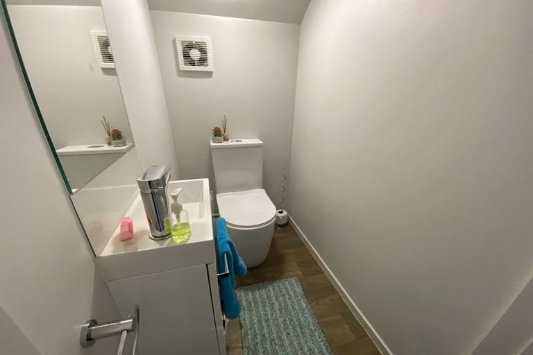 Photo of property in 36 Matawhanga Drive, Wattle Downs, Auckland, 2103