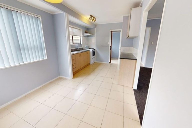 Photo of property in 1/319 Roscommon Road, Clendon Park, Auckland, 2103