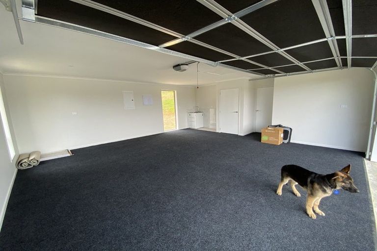 Photo of property in 194 Pinchgut Road, Kaukapakapa, 0873