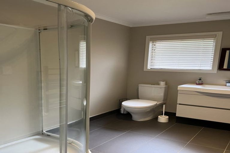 Photo of property in 17 Selwyn Road, Manurewa, Auckland, 2102