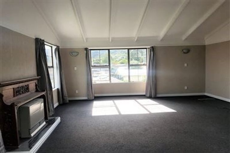 Photo of property in 1313 Fergusson Drive, Brown Owl, Upper Hutt, 5018