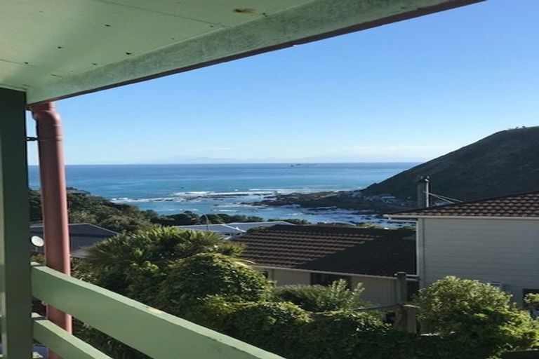 Photo of property in 22 Frobisher Street, Island Bay, Wellington, 6023