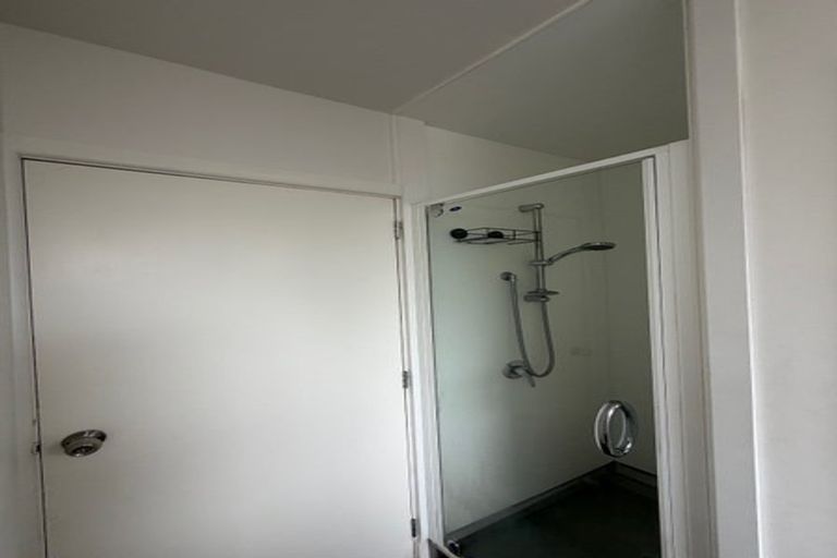 Photo of property in 15 Talltree Avenue, Avonhead, Christchurch, 8042