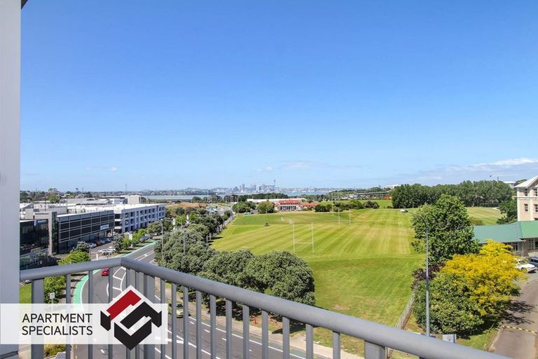 Photo of property in Shoal Haven Apartments, 112a/130 Anzac Street, Takapuna, Auckland, 0622