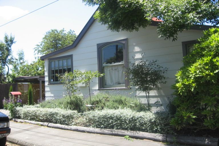 Photo of property in 14 Shelley Street, Sydenham, Christchurch, 8023