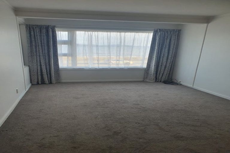 Photo of property in 1 Aurora Street, Petone, Lower Hutt, 5012