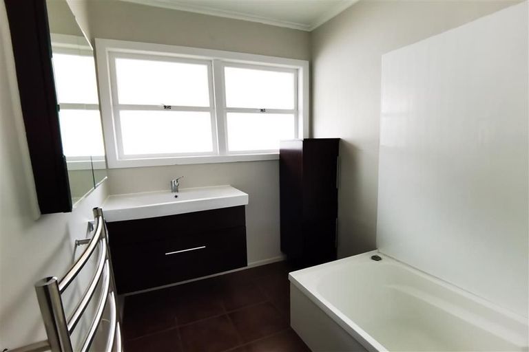 Photo of property in 65 Drake Street, Howick, Auckland, 2014