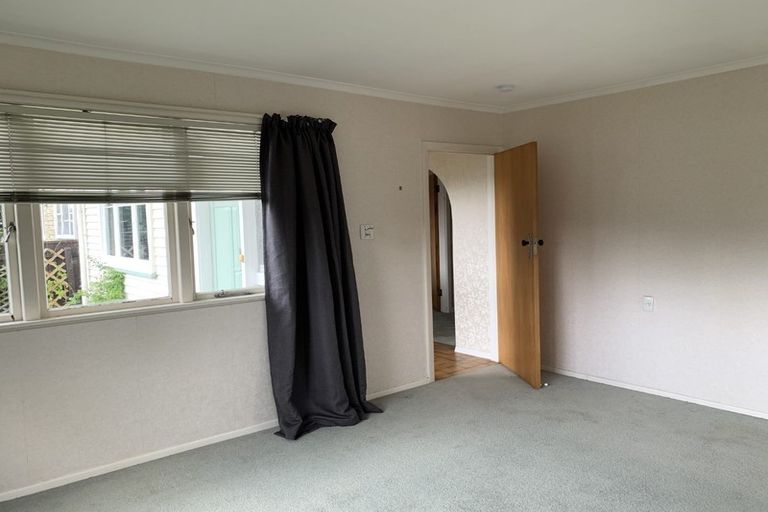 Photo of property in 204 Waiwhetu Road, Waterloo, Lower Hutt, 5011