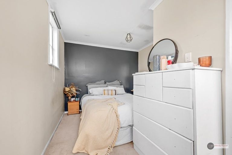 Photo of property in 38 Hall Crescent, Epuni, Lower Hutt, 5011