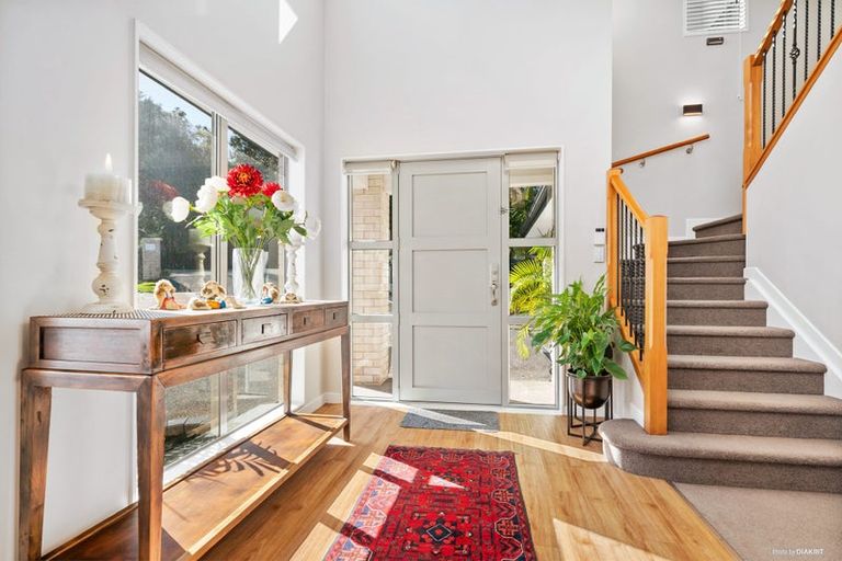 Photo of property in 2 Treetops Way, Bayview, Auckland, 0629