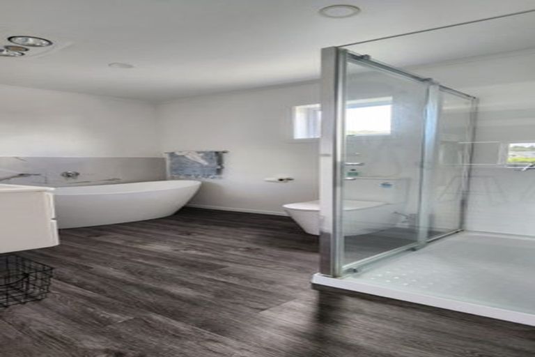 Photo of property in 18 Walsh Street, Forest Lake, Hamilton, 3200