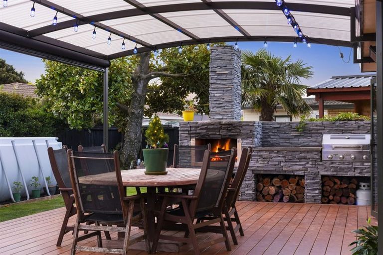 Photo of property in 10 Ocean Crest, Papamoa Beach, Papamoa, 3118