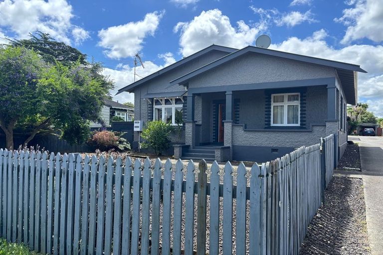 Photo of property in 17 Princes Street, Pukekohe, 2120
