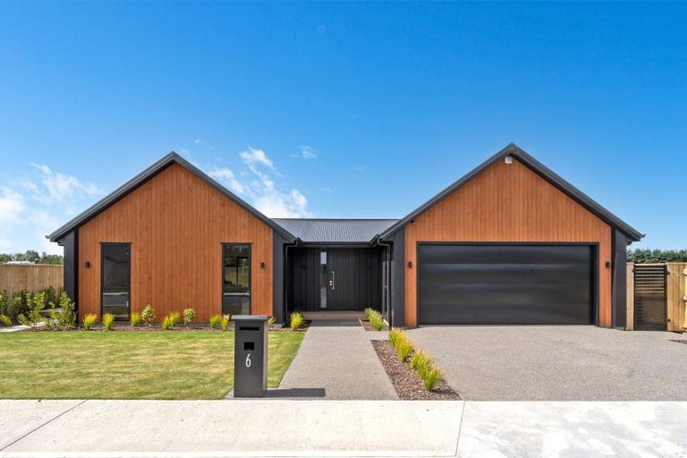 Photo of property in 6 Kakariki Crescent, Carterton, 5713