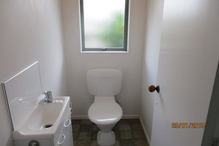 Photo of property in 2/76 Trafalgar Street, Waterloo, Lower Hutt, 5011