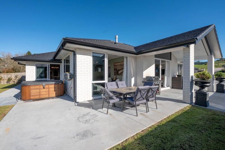 Photo of property in 46 Baxendale Drive, Matipo Heights, Rotorua, 3015