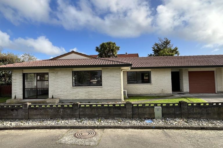 Photo of property in 1a Beresford Street, Takaro, Palmerston North, 4410