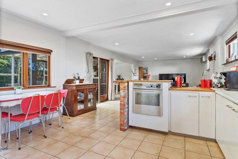 Photo of property in 51 Kings Avenue, Waikuku Beach, 7402