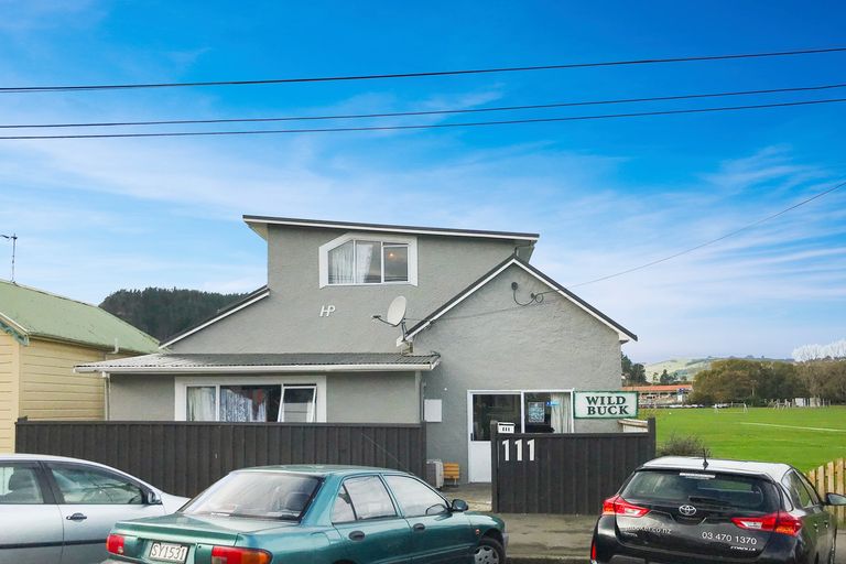 Photo of property in 111 Harbour Terrace, North Dunedin, Dunedin, 9016