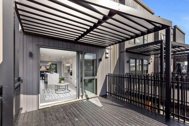 Photo of property in 50 Wallace Road, Hobsonville, Auckland, 0616