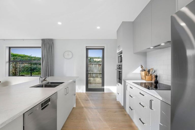 Photo of property in 12 Overton Place, Prebbleton, 7604