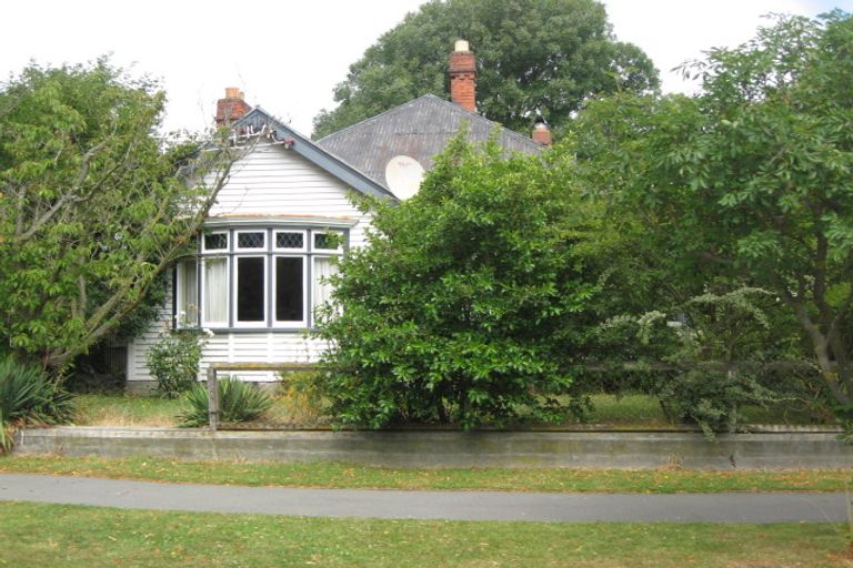 Photo of property in 77 Mersey Street, St Albans, Christchurch, 8014