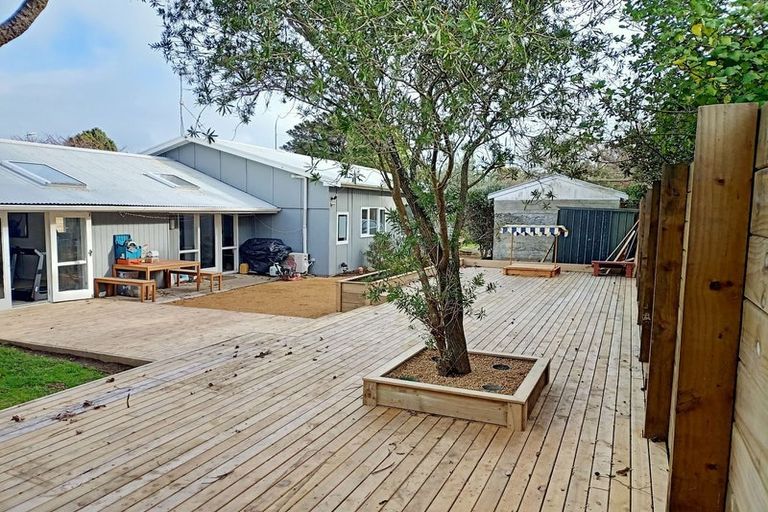 Photo of property in 18 Rimu Road, Raumati Beach, Paraparaumu, 5032