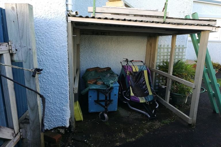 Photo of property in 20 Lyndhurst Street, Takaro, Palmerston North, 4412