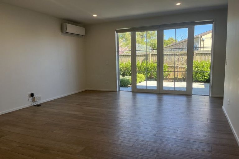 Photo of property in 3/63 Hills Road, Edgeware, Christchurch, 8013