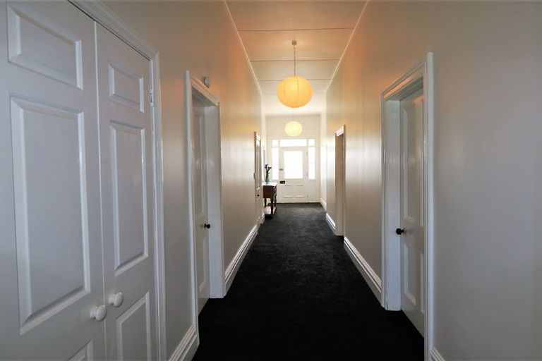 Photo of property in 16 King Street, Carterton, 5713