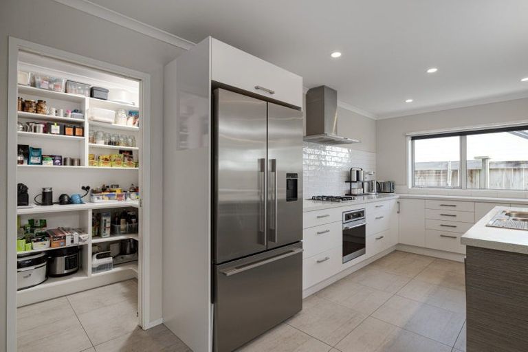 Photo of property in 112 Palm Springs Boulevard, Papamoa Beach, Papamoa, 3118