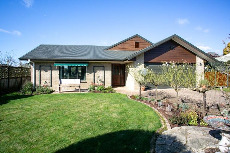 Photo of property in 10 Fairburn Place, Leamington, Cambridge, 3432