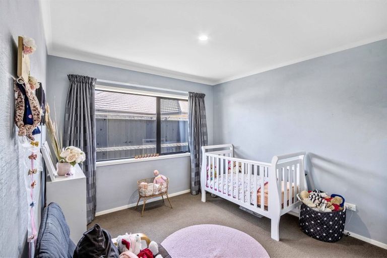 Photo of property in 16 Wootton Place, Kaiapoi, 7630