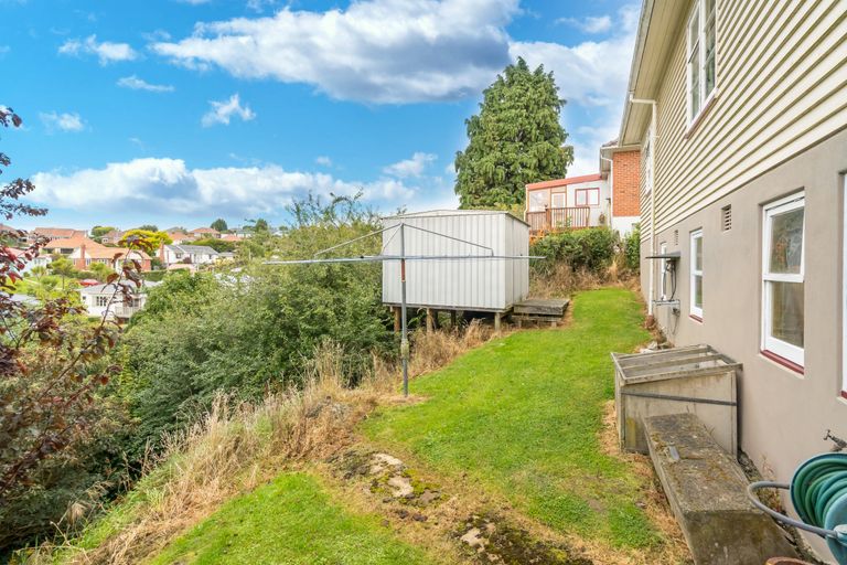 Photo of property in 6 Holyrood Avenue, Wakari, Dunedin, 9010