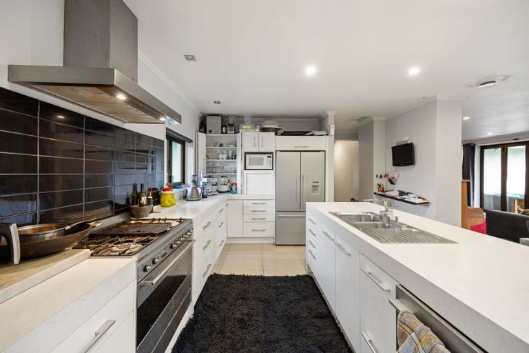 Photo of property in 82 Dinsdale Road, Dinsdale, Hamilton, 3204