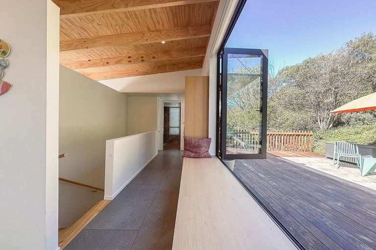 Photo of property in 7 Aranoni Track, Clifton, Christchurch, 8081